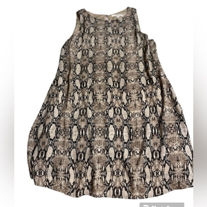 Carmela Snake Print Dress Very Flattering Knee Length Dress Sleeveless Sz. Large